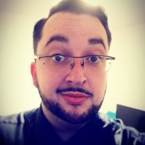 Meet your Posher, Alex
